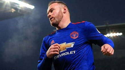 Rooney rekora doymuyor