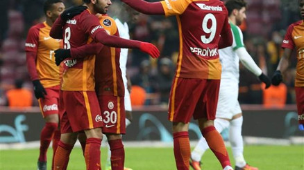 Spor yazarları Galatasaray-Akhisar Belediyespor maçı için ne dedi