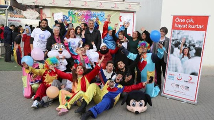 Gönüllü Palyaçolardan kök hücre bağışına destek