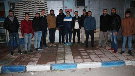 Mahalleli uyuşturucuya savaş açtı, 30 genci kurtardı