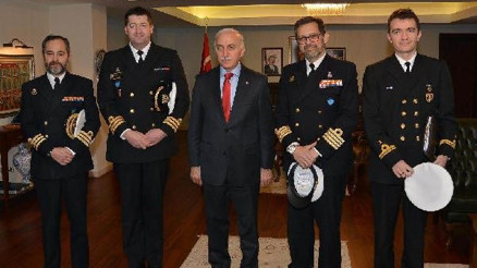 Vali Şahine yabancı komutanlardan ziyaret