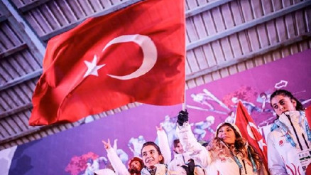 EYOF Bayrağı Saraybosnada