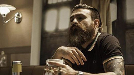 Survivor Bulut Özdemiroğlu kimdir Nerede futbol oynamıştır
