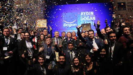 Aydın Doğan Vakfı’ndan geleceğin iletişimcilerine ödül