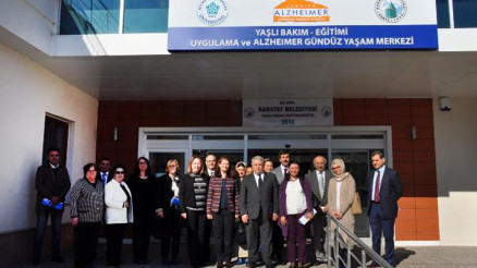 Alzheimer Merkezi faaliyetlerine devam ediyor