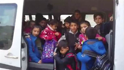 Görenler şaştı kaldı Sınıfı servise sığdırmış...