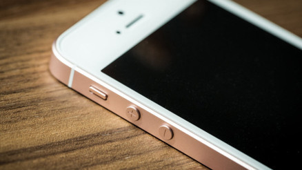 İşte Appleın yeni iPhoneu: 128 GB iPhone SE