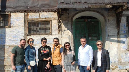 Deniz Akkaya Buldanı gezdi