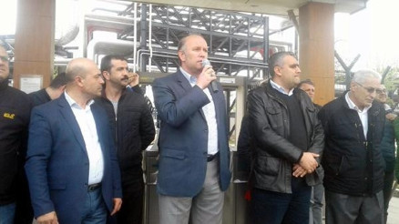 Tüpraşta işçiler eyleme devam etti