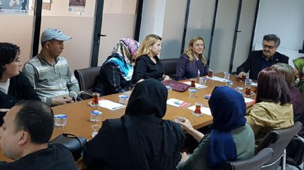 Karamanda engellilerin ve ailelerinin sorunları konuşuldu