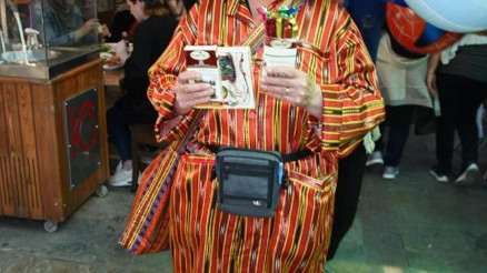 Uzun adamın anısını eşi yaşatıyor