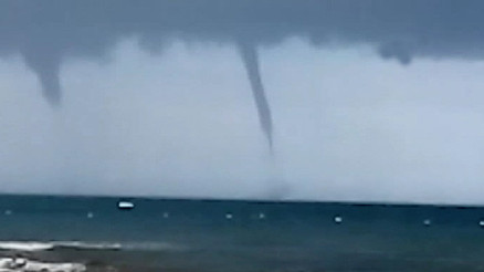 Antalyada denizde oluşan 4 hortum panik yarattı