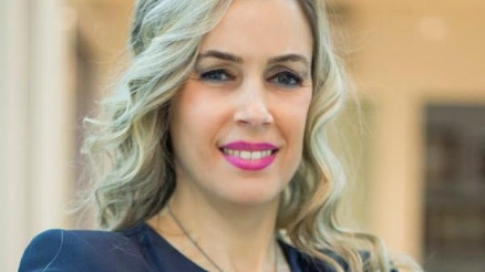 Op. Dr. Defne Erkara, Erkeklerde göğüs büyümesinin çözümü jinekomasti ameliyatı