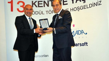 Başkan Soyere en başarılı yerel yönetici ödülü