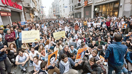 Gezi anması Gezi anması