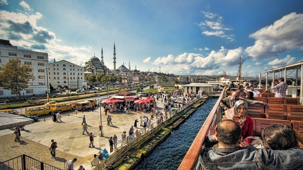 Tatlı ve hüzünlü bir şehir kaçamağı Eminönü Tatlı ve hüzünlü bir şehir kaçamağı Eminönü