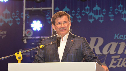 Davutoğlu: Katar hiçbir zaman yalnız bırakılmayacak