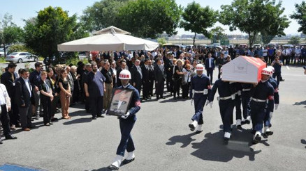 Kaptan Pilot Gürcan Mantının cenazesi için ilk tören THY Eğitim Başkanlığında yapıldı