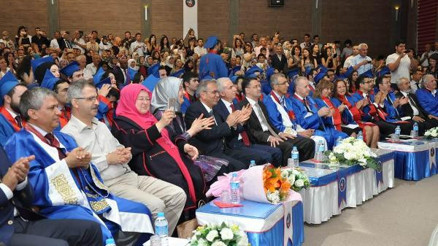 Tıp Fakültesinde mezuniyet coşkusu