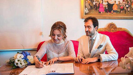 TRT spikerinden sürpriz nikah