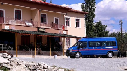 15 Temmuz şehidinin mevlidi öncesi konağı yağmaladılar