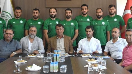 Sivas Belediyesporda 10 imza