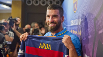 Arda Barcelonada mutlu