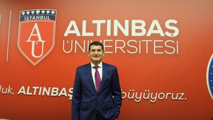 Prof. Dr. Erhan: Gönlünüzdeki meslekten sapmayın