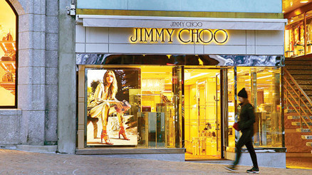 ‘Lüks’e ayak bastı