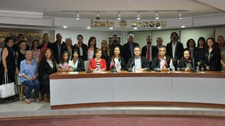 İzmir Barosundan müftülerin resmi nikah kıymasına tepki