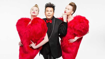 Yeni Aydın’a Demet Akalın, Ayla çelik, Metin Arolattan tam destek