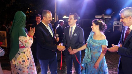 Bakan Gül, Edirnede nişana katıldı