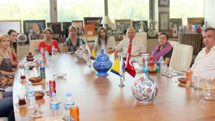 Baysaktan Marş Mira katılımcılarına plaket