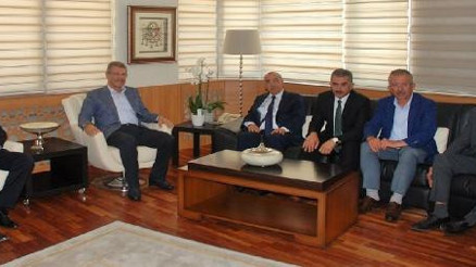 Başkan Akay, Şeker İş Sendikası Genel Başkanı Gökü ziyaret etti