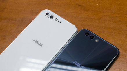 ASUStan 6 farklı Zenfone telefon birden