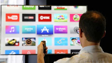 Apple dev ekranlı TV mi üretiyor