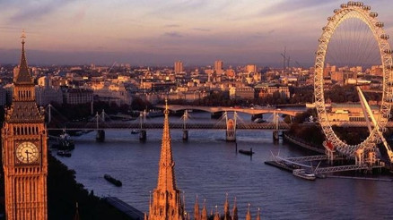 Kara para aklamada merkez Londra