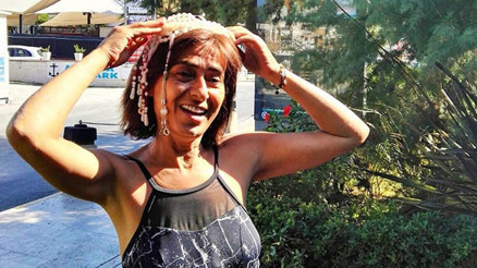 Yıldız Tilbe 10 tane birden aldı: Böyle poz verdi