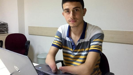 Tek eksiğim 10 parmak diyen Alihanın hayali çift kol nakli olmak