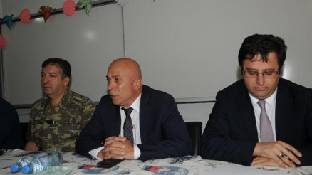 Hakkaride okul güvenliği toplantısı