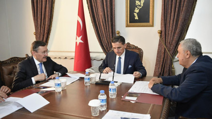 YÖK Başkanı, Vali, Rektör ve Başkan’ın Eymir yürüyüşü