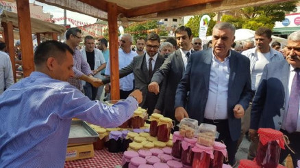 Sakaryada iki komşu ilçe arasında ayva festivali rekabeti