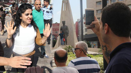 İşi gücü bırakıp telefona sarıldılar İşi gücü bırakıp telefona sarıldılar