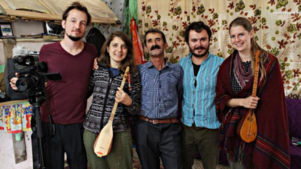 Bağlama ve cura Avrupada tanıtılacak