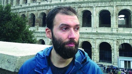 Sahi ne yapıyoruz biz bu ‘hiçlik üreten’ fabrikada