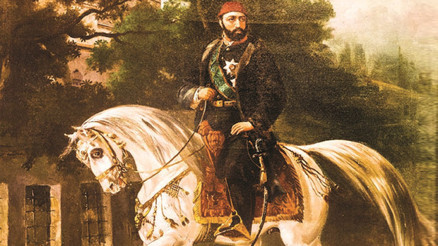 Osmanlı padişahları içinde heykeli olan padişah var mıdır