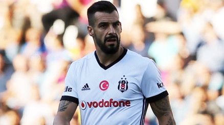 Beşiktaş taraftarının unutamadığı ismi bile arattı Negredo...