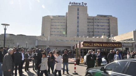 Baykalın tedavisi yoğun bakımda sürüyor