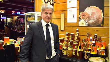 Estetik yerine bal maskesi