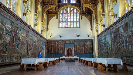 Hayaletli Saray’a turistler akın ediyor